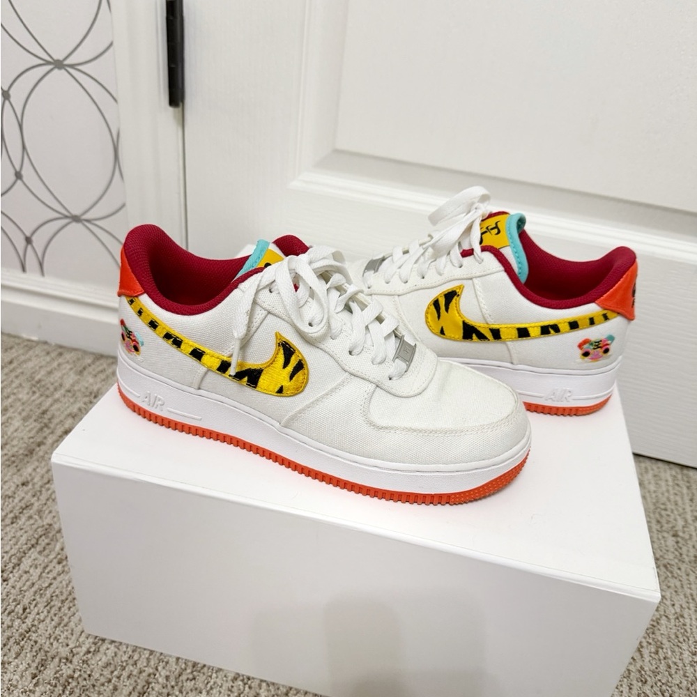 Nike White and Orange Sneakers with Tiger Print